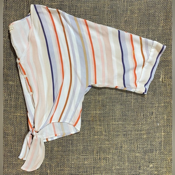 Anthropologie BNDI Blouse Size Small White with Stripes Button Front Cropped - Picture 7 of 8